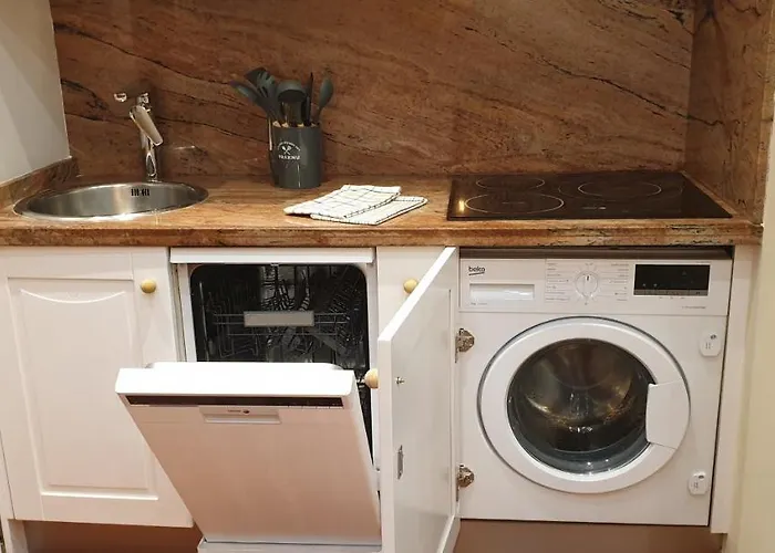 Ayuntamiento - Precioso Con Parking Y Wifi * אוביידו